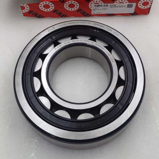 Однорядные цилиндрические роликоподшипники NU 202 ECPHA KMY BHR SKF импорт из Китая 35*15*11